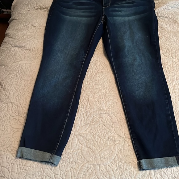 Royalty for me high rise jeans 16W - Picture 3 of 6